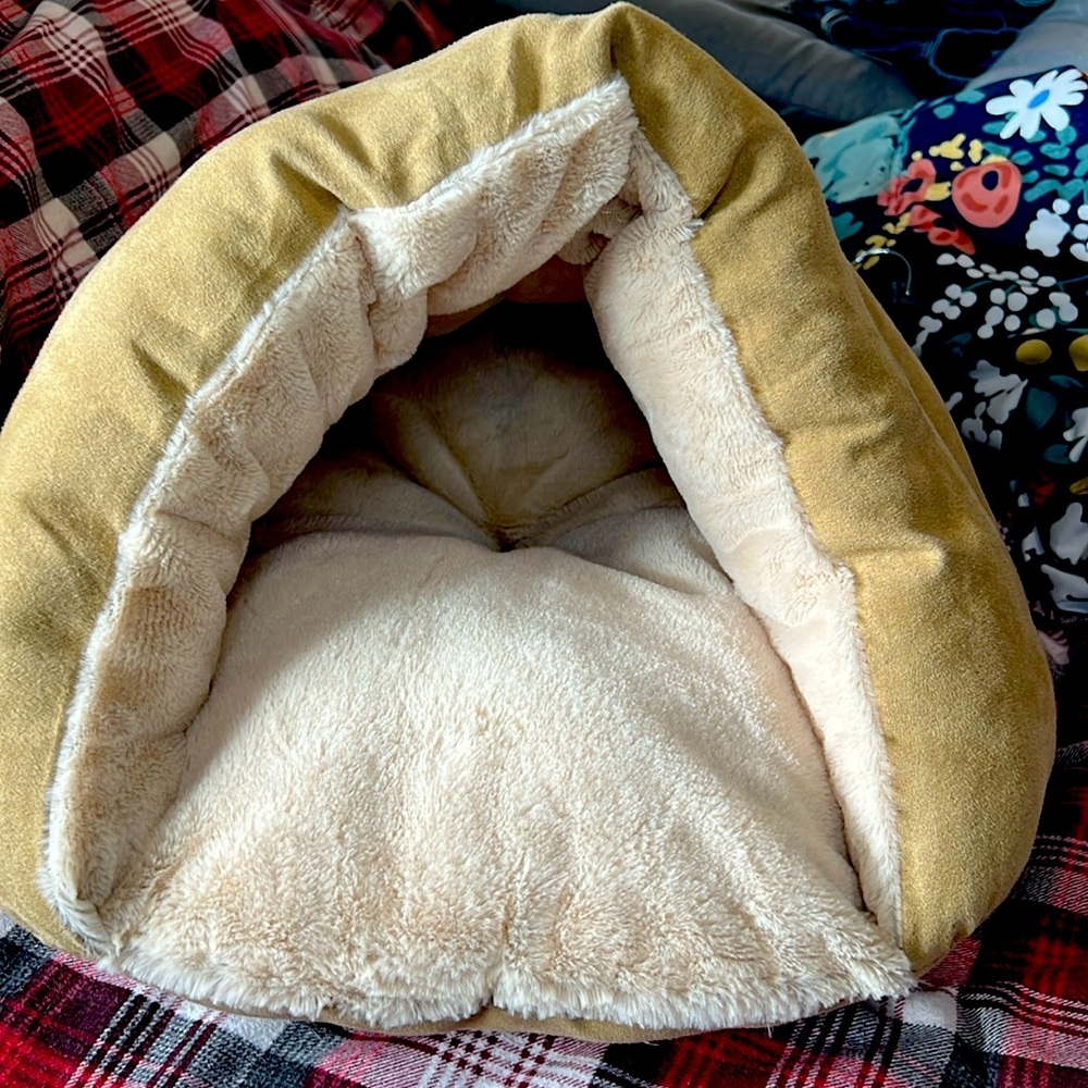 Sleep Zone cat/dog cuddle cave bed small